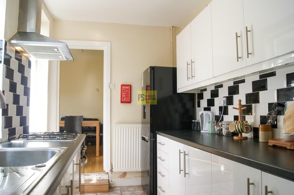 3 bed Mid Terraced House for rent in Birmingham. From Property Solutions - Birmingham