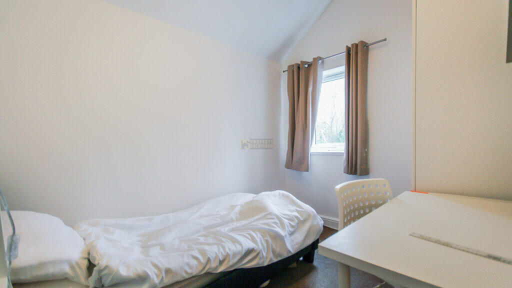 5 bed Mid Terraced House for rent in Birmingham. From Property Solutions - Birmingham