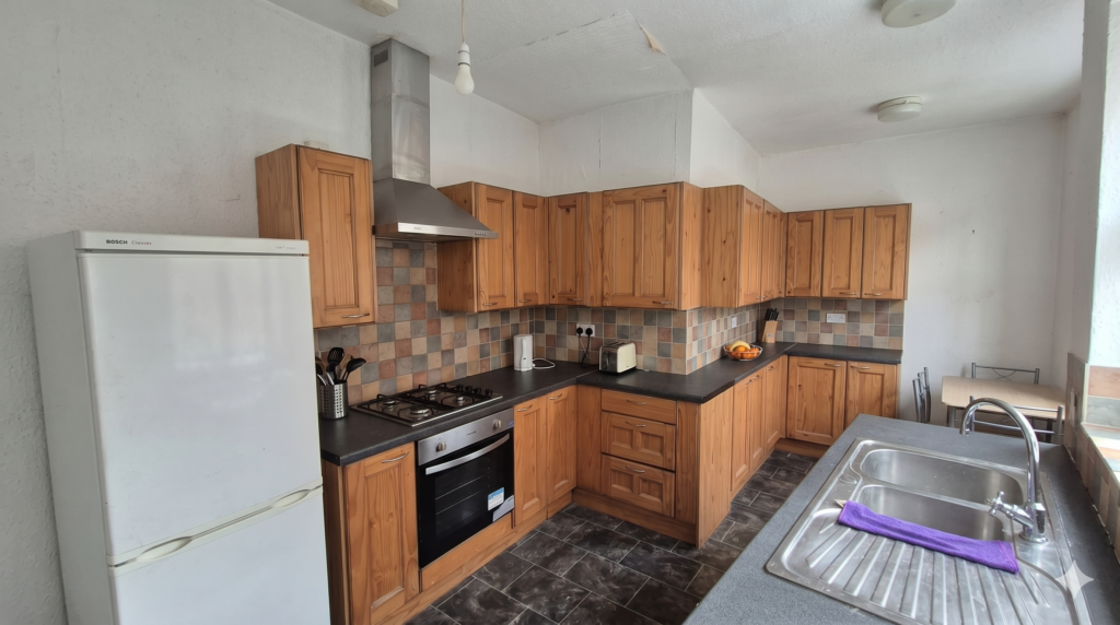 3 bed Mid Terraced House for rent in Birmingham. From Property Solutions - Birmingham