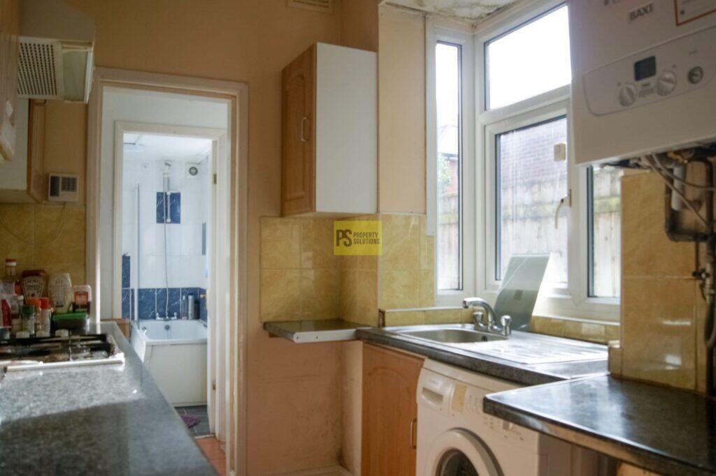 3 bed Mid Terraced House for rent in Birmingham. From Property Solutions - Birmingham