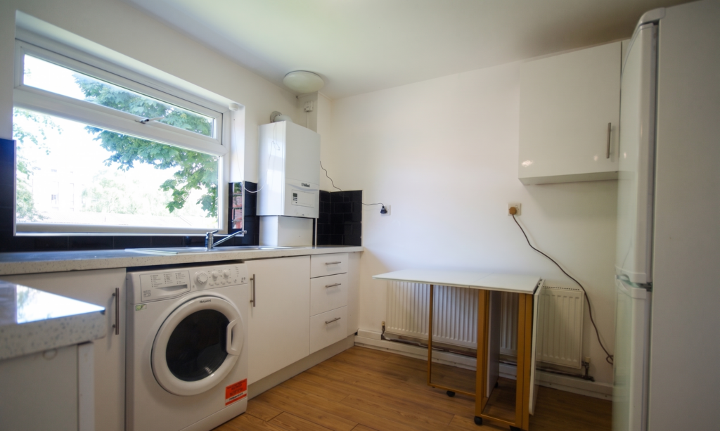 4 bed 1st Floor Flat for rent in Birmingham. From Property Solutions - Birmingham 4 bed 1st Floor Flat for rent in Birmingham. From Property Solutions - Birmingham