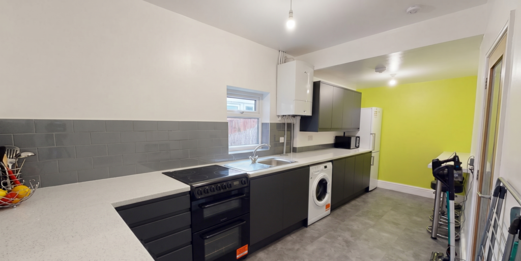 4 bed Mid Terraced House for rent in Birmingham. From Property Solutions - Birmingham 4 bed Mid Terraced House for rent in Birmingham. From Property Solutions - Birmingham