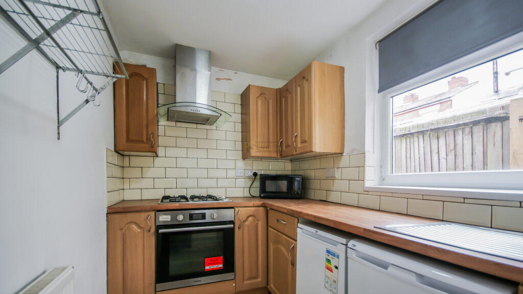 3 bed Mid Terraced House for rent in Birmingham. From Property Solutions - Birmingham