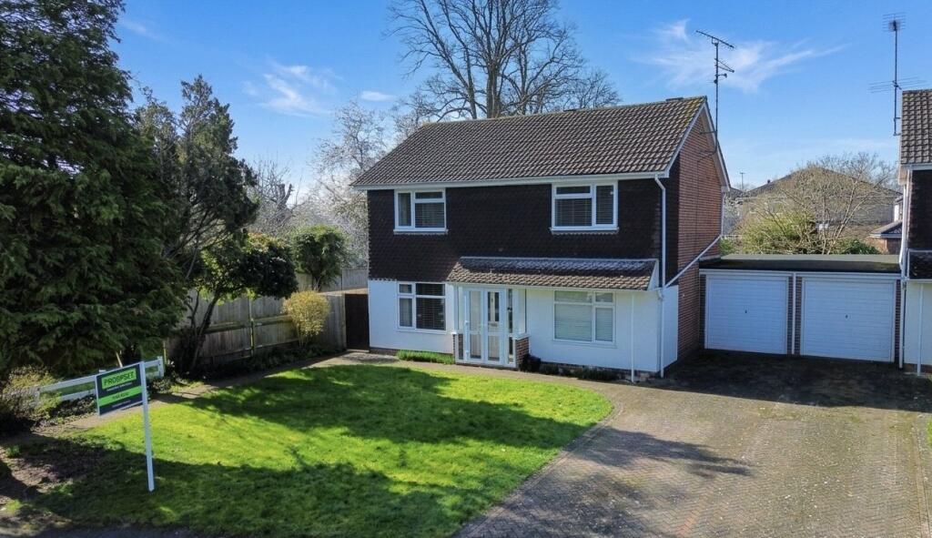 4 bed Detached for rent in Wokingham. From Prospect Estate Agency - Wokingham