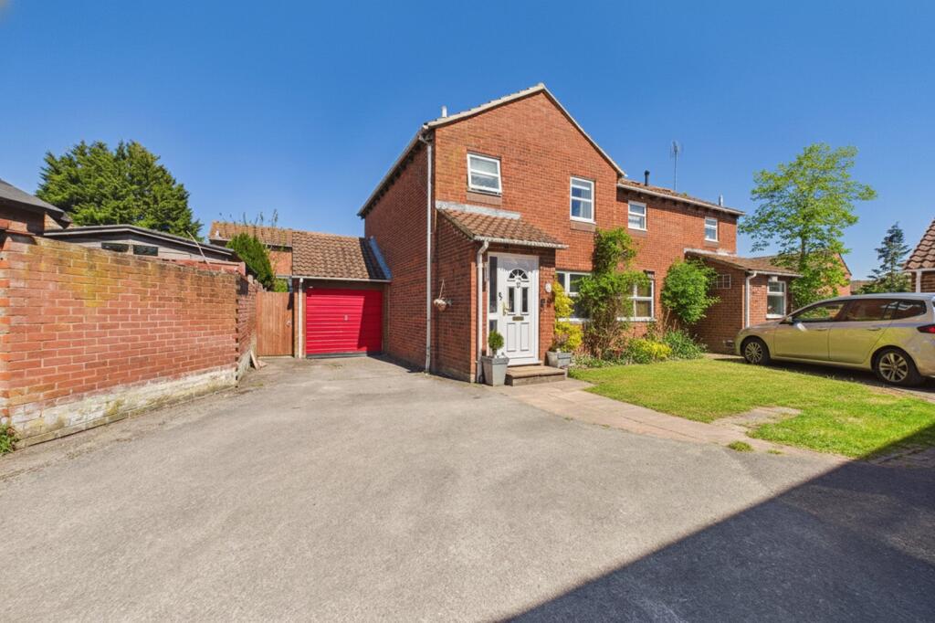 3 bed Semi Detached for rent in Sindlesham. From Prospect Estate Agency - Wokingham