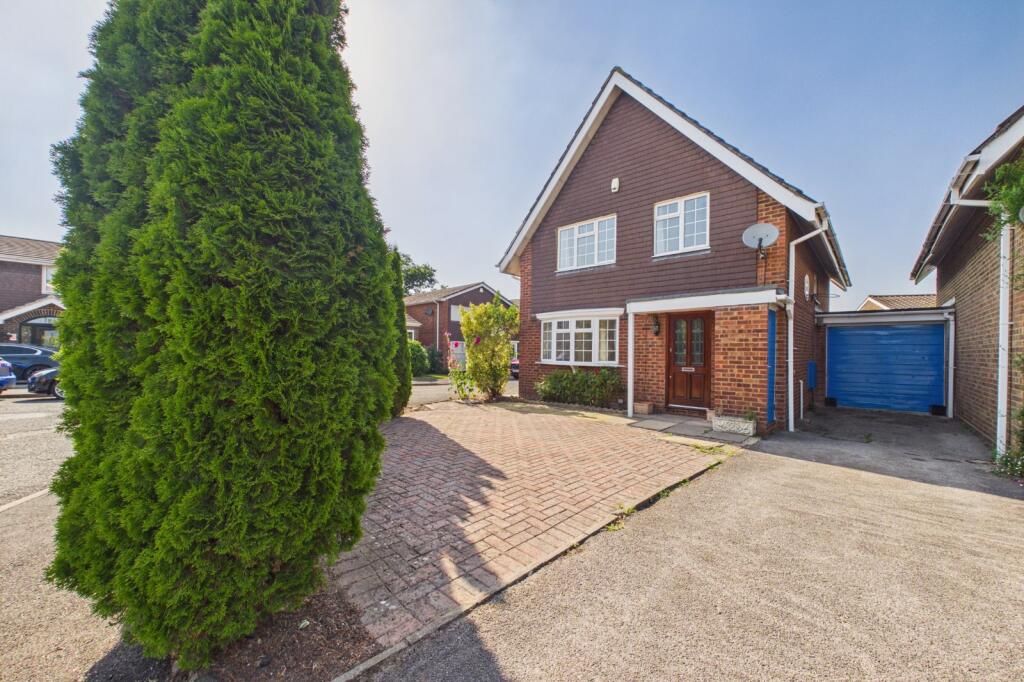 4 bed Detached for rent in Sindlesham. From Prospect Estate Agency - Wokingham