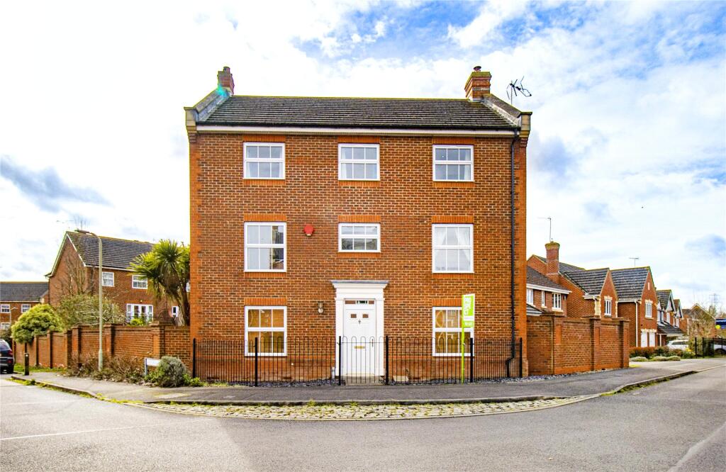 5 bed Detached for rent in Arborfield Garrison. From Prospect Estate Agency - Wokingham 5 bed Detached for rent in Arborfield Garrison. From Prospect Estate Agency - Wokingham