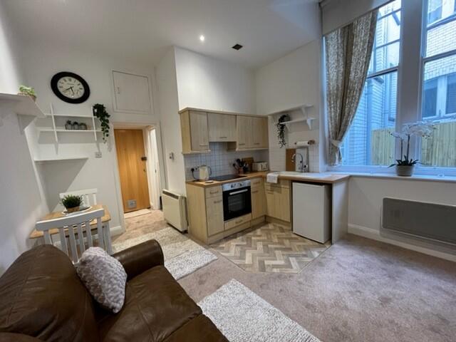 0 bed Studio for rent in Swansea. From Peter Alan - Maritime Quarter