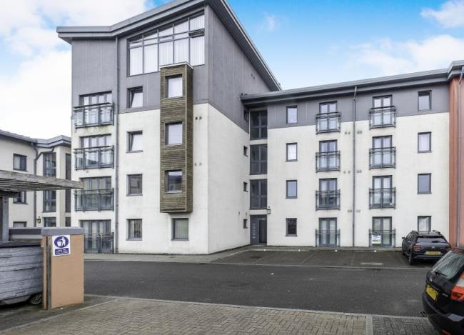 2 bed Apartment for rent in Swansea. From Peter Alan - Maritime Quarter