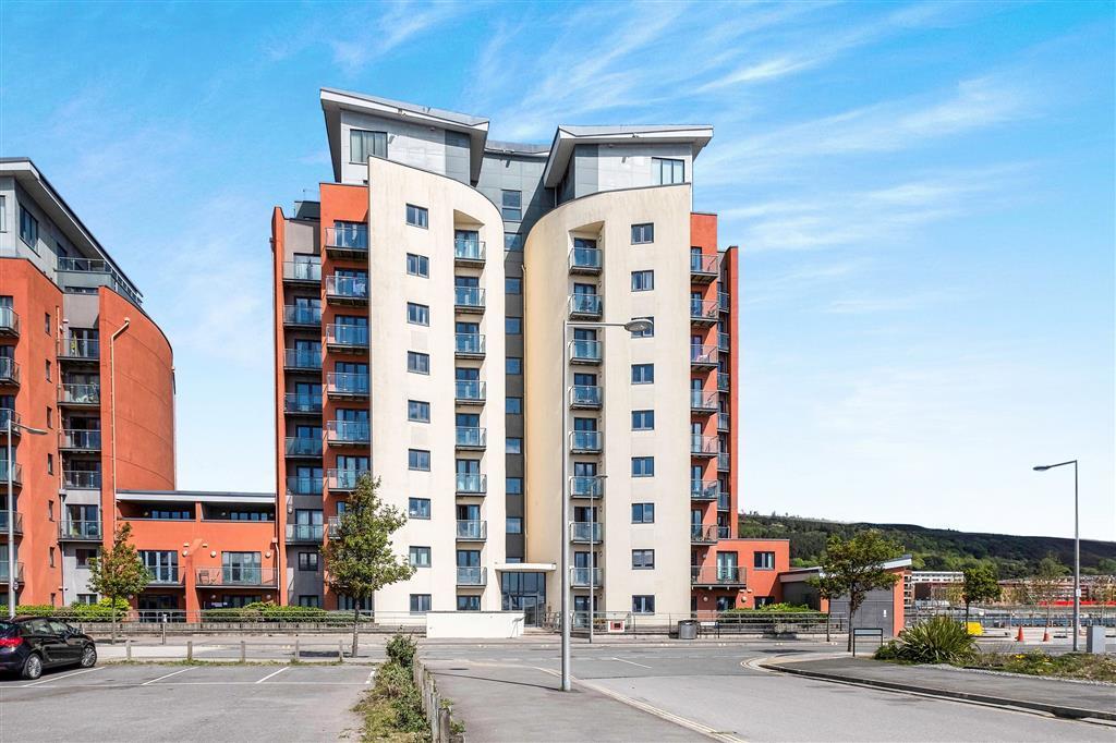 2 bed Apartment for rent in Swansea. From Peter Alan - Maritime Quarter