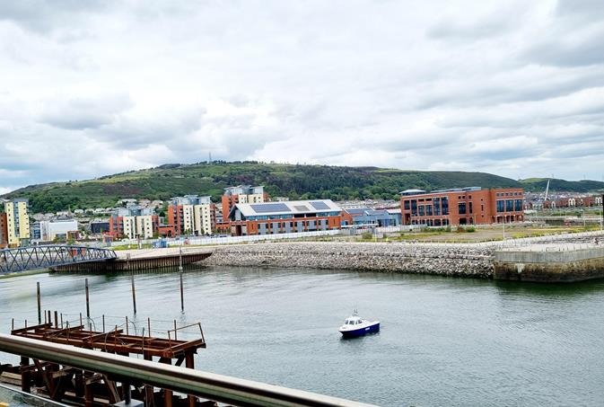2 bed Apartment for rent in Swansea. From Peter Alan - Maritime Quarter