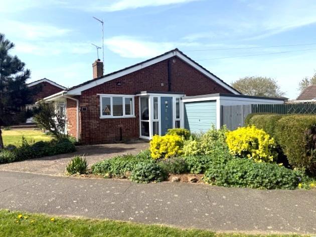 2 bed Semi-detached bungalow for rent in Ashford. From Gould & Harrison Estate Agents - Ashford