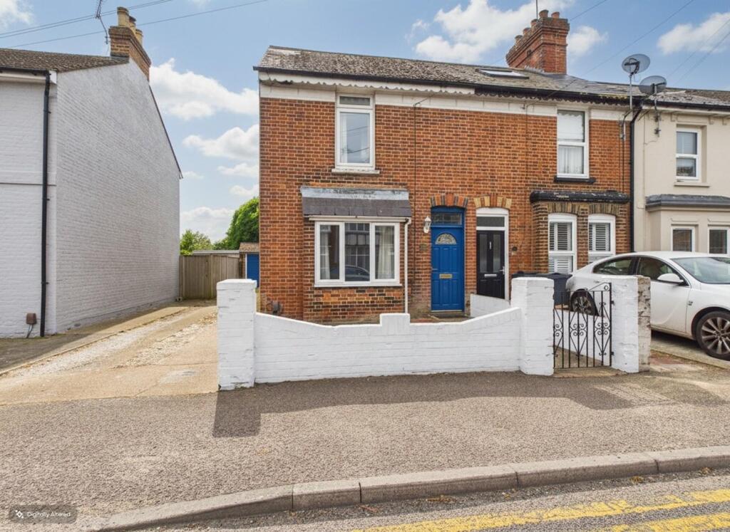 2 bed End of Terrace for rent in Ashford. From Gould & Harrison Estate Agents - Ashford 2 bed End of Terrace for rent in Ashford. From Gould & Harrison Estate Agents - Ashford