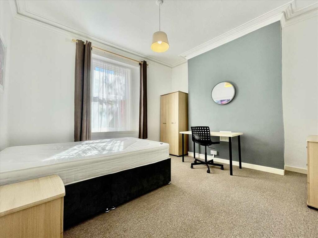 7 bed House Share for rent in Plymouth. From Purple Letting - Plymouth