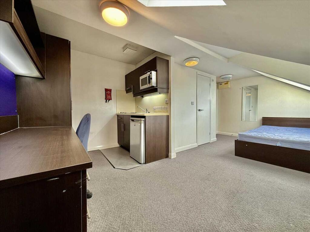 0 bed Studio for rent in Plymouth. From Purple Letting - Plymouth