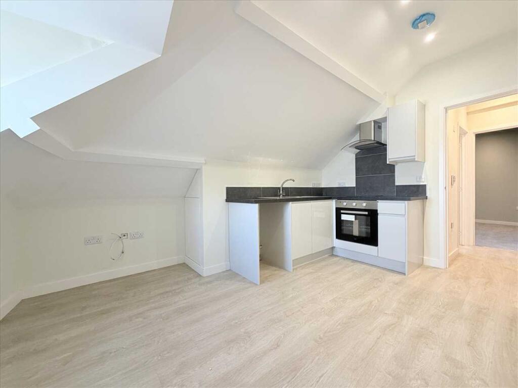 1 bed Apartment for rent in Plymouth. From Purple Letting - Plymouth