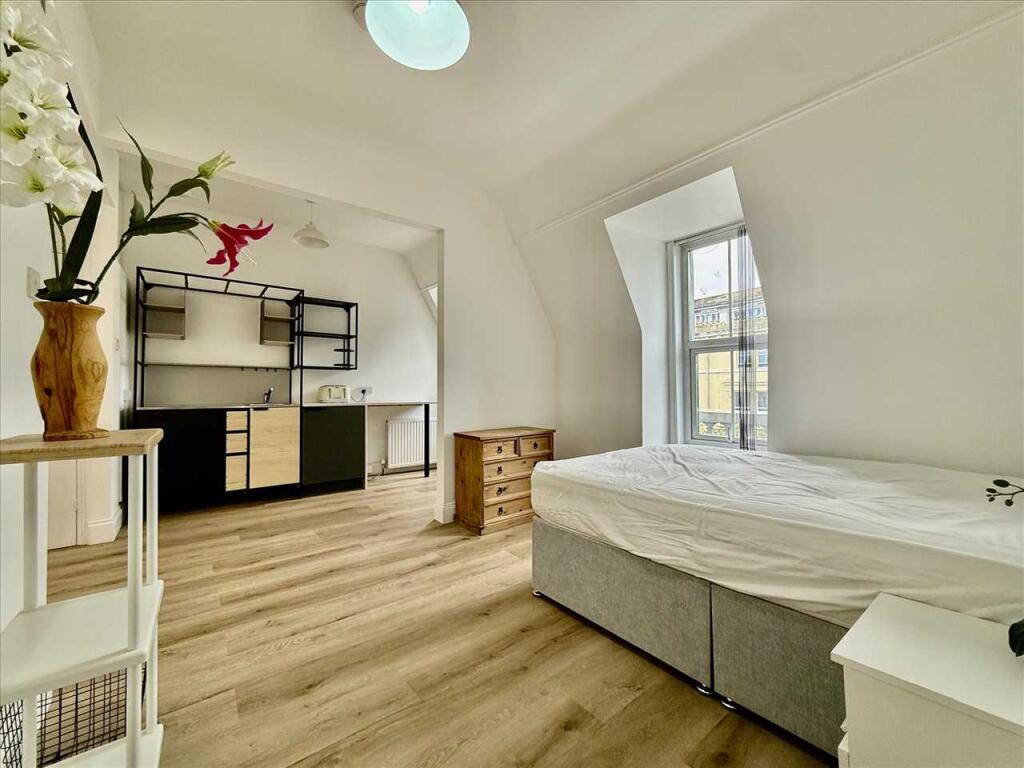 0 bed Studio for rent in Plymouth. From Purple Letting - Plymouth 0 bed Studio for rent in Plymouth. From Purple Letting - Plymouth