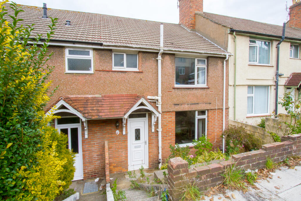 4 bed Mid Terraced House for rent in Ovingdean. From Q Estate Agents - Brighton