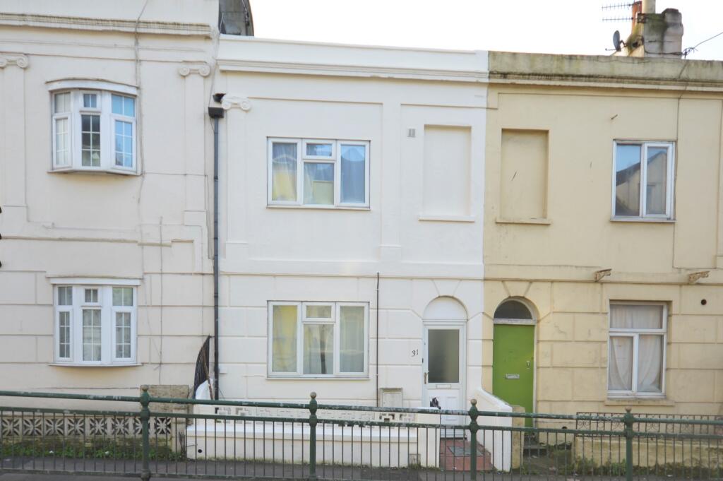 4 bed Mid Terraced House for rent in Brighton and Hove. From Q Estate Agents - Brighton
