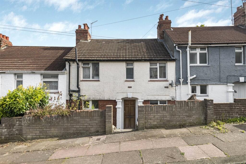 3 bed Mid Terraced House for rent in Ovingdean. From Q Estate Agents - Brighton