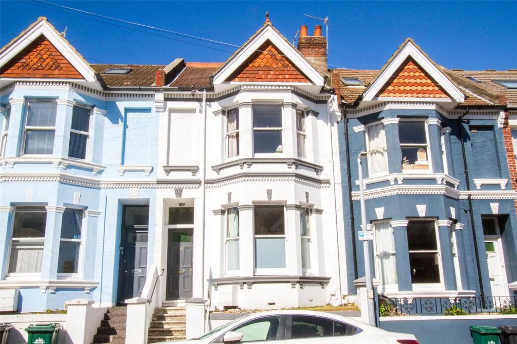 5 bed Mid Terraced House for rent in Brighton and Hove. From Q Estate Agents - Brighton