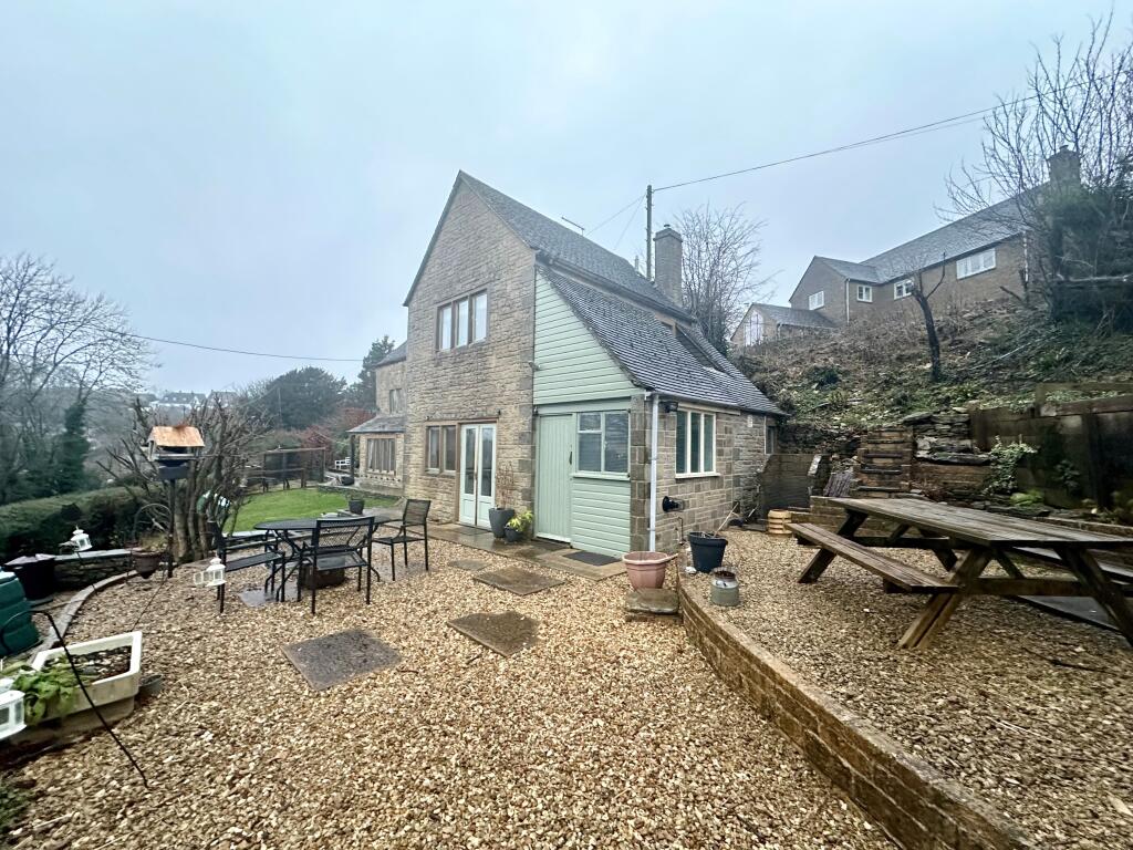 4 bed Cottage for rent in Oakridge Lynch. From R A Bennett & Partners - Cheltenham