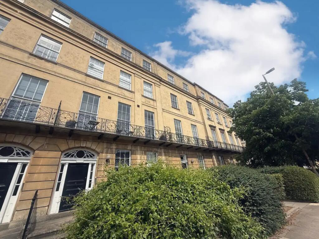 2 bed 1st Floor Flat for rent in Cheltenham. From R A Bennett & Partners - Cheltenham