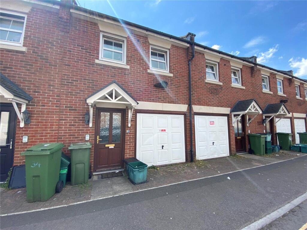 4 bed Town House for rent in Cheltenham. From R A Bennett & Partners - Cheltenham 4 bed Town House for rent in Cheltenham. From R A Bennett & Partners - Cheltenham