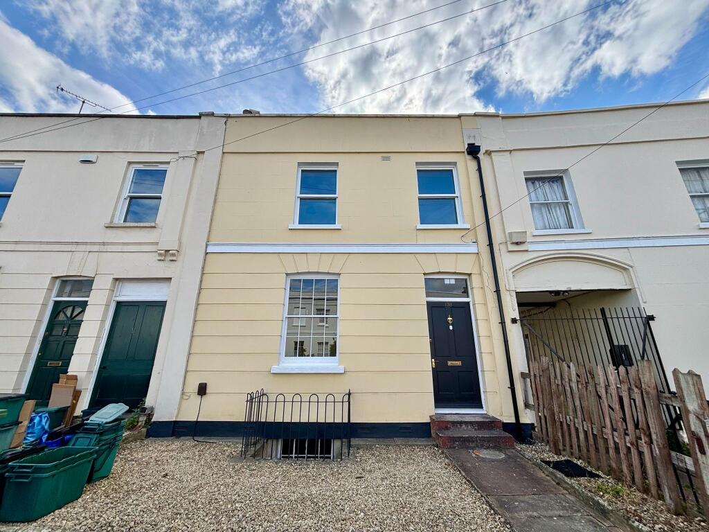 3 bed Detached for rent in Prestbury. From R A Bennett & Partners - Cheltenham 3 bed Detached for rent in Prestbury. From R A Bennett & Partners - Cheltenham