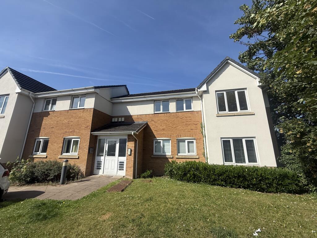 2 bed 1st Floor Flat for rent in Bamfurlong. From R A Bennett & Partners - Cheltenham 2 bed 1st Floor Flat for rent in Bamfurlong. From R A Bennett & Partners - Cheltenham