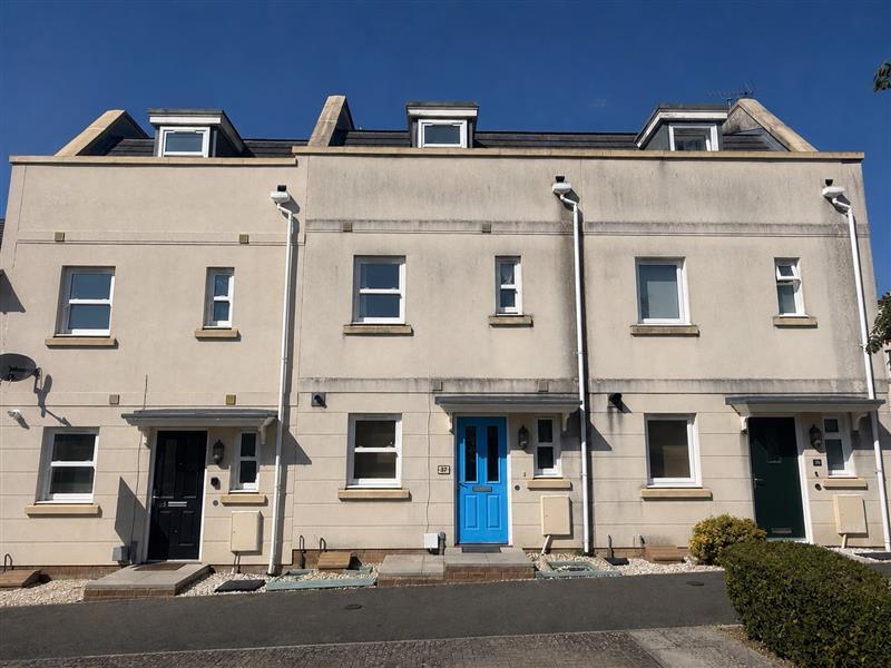 4 bed Detached for rent in Prestbury. From R A Bennett & Partners - Cheltenham 4 bed Detached for rent in Prestbury. From R A Bennett & Partners - Cheltenham