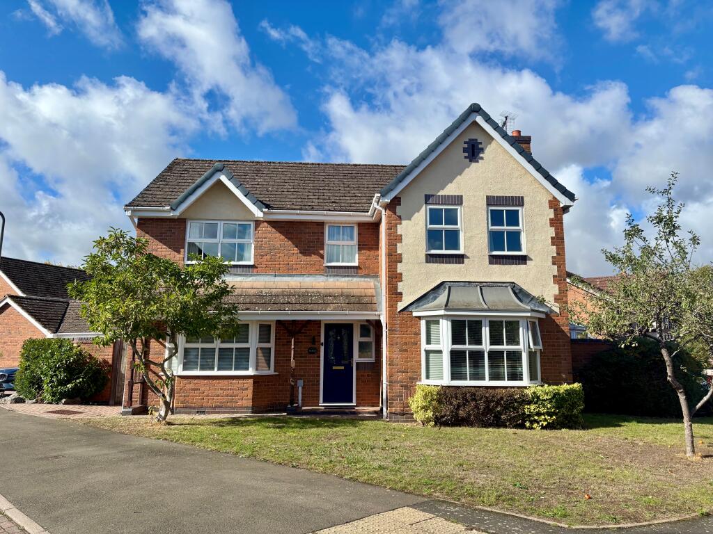 4 bed Detached for rent in Evesham. From R A Bennett & Partners - Evesham