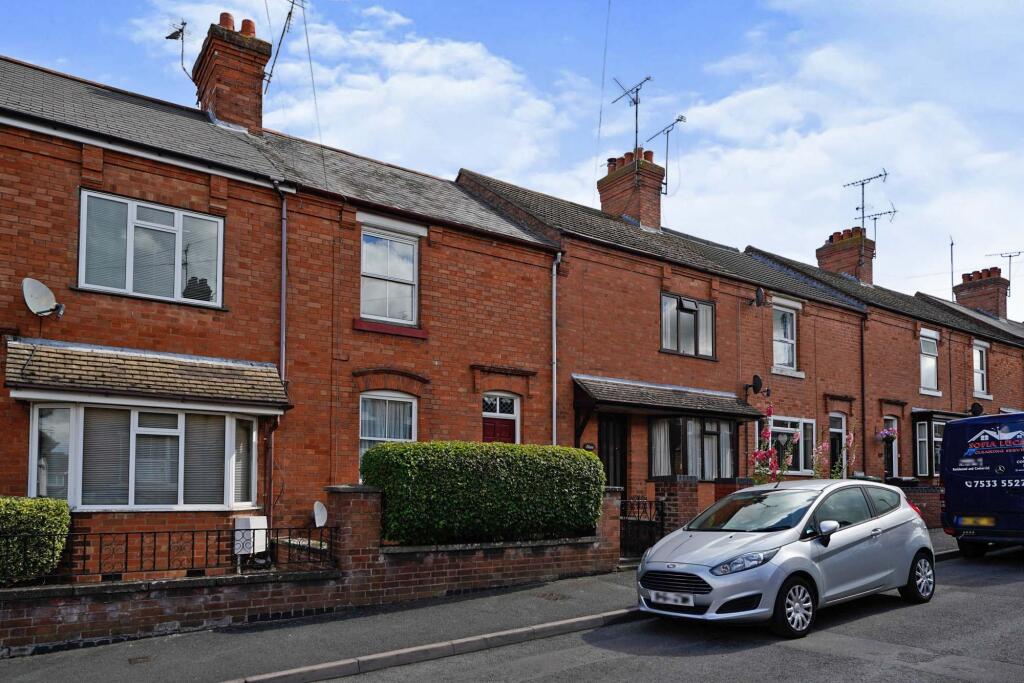 2 bed Detached for rent in Evesham. From R A Bennett & Partners - Evesham
