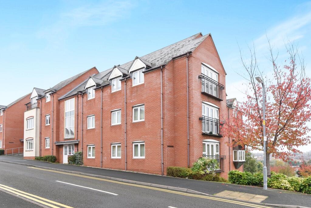 2 bed 1st Floor Flat for rent in Evesham. From R A Bennett & Partners - Evesham