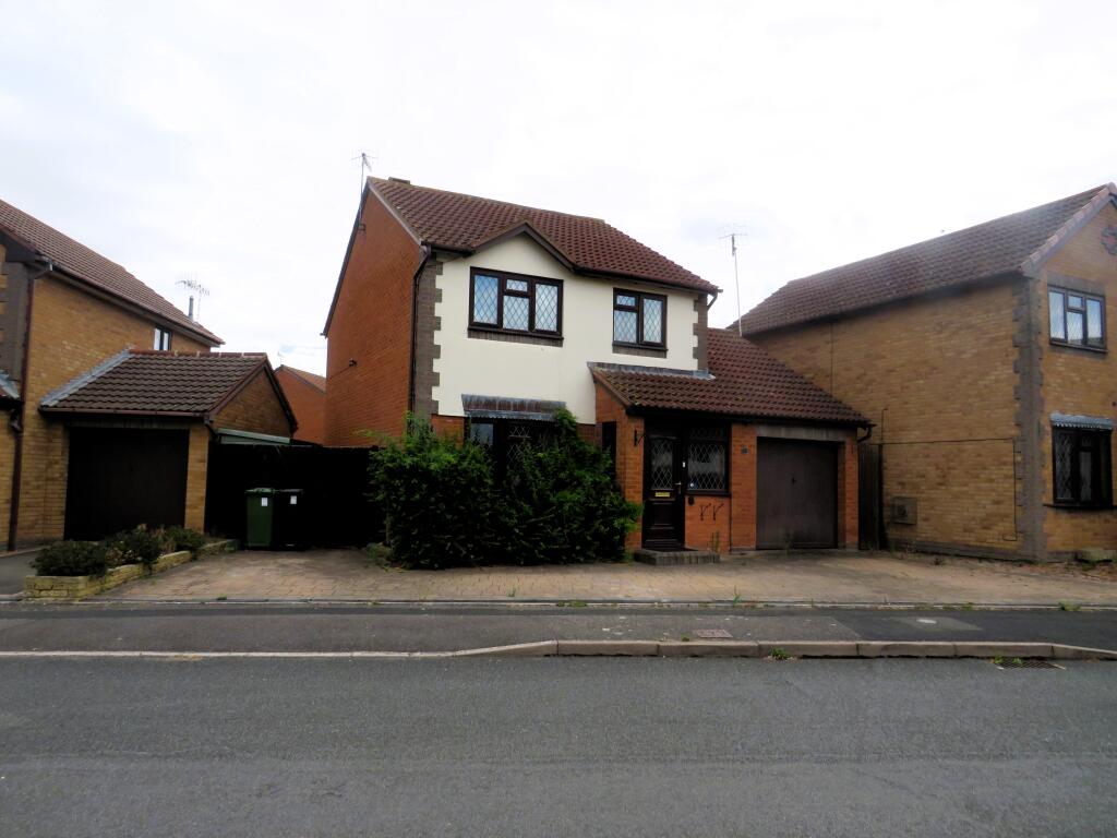 3 bed Detached for rent in Evesham. From R A Bennett & Partners - Evesham