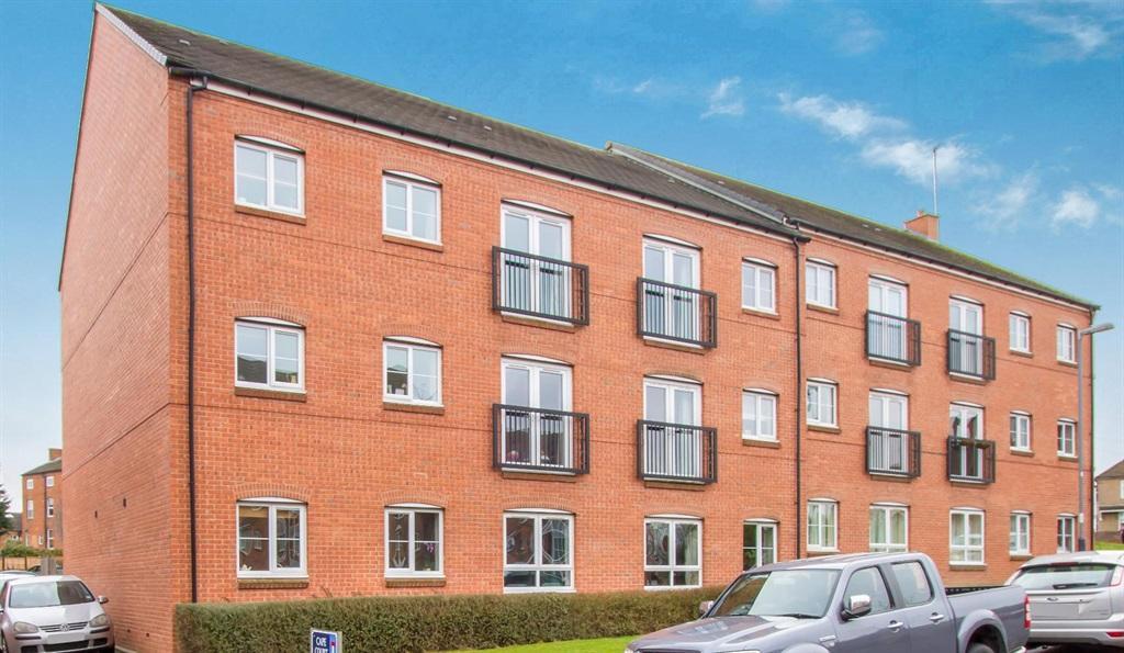 2 bed Apartment for rent in Warwick. From R A Bennett & Partners - Leamington Spa
