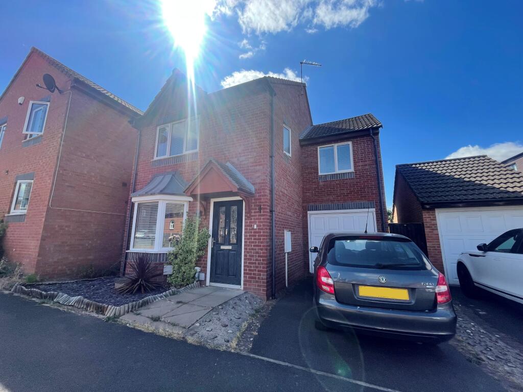 3 bed Detached for rent in Radford Semele. From R A Bennett & Partners - Leamington Spa