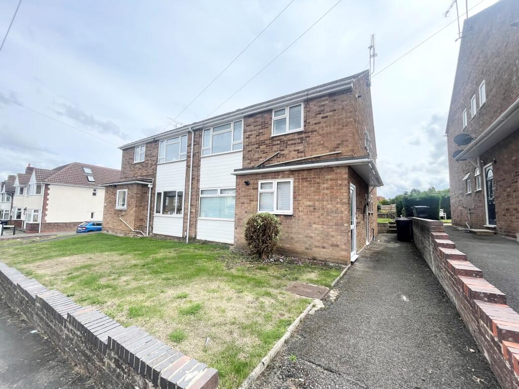 2 bed Annexe for rent in Whitnash. From R A Bennett & Partners - Leamington Spa