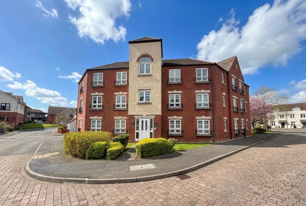 2 bed 1st Floor Flat for rent in Stratford-upon-Avon. From R A Bennett & Partners - Stratford Upon Avon