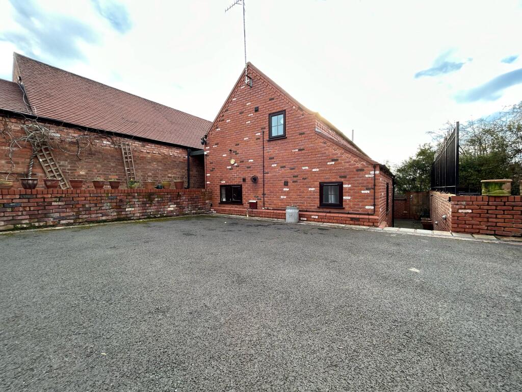 3 bed Detached for rent in Stratford-upon-Avon. From R A Bennett & Partners - Stratford Upon Avon