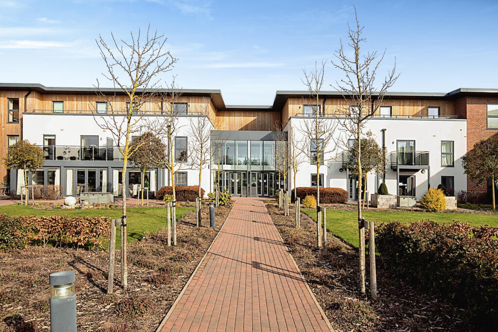 2 bed House (unspecified) for rent in Stratford-upon-Avon. From R A Bennett & Partners - Stratford Upon Avon 2 bed House (unspecified) for rent in Stratford-upon-Avon. From R A Bennett & Partners - Stratford Upon Avon
