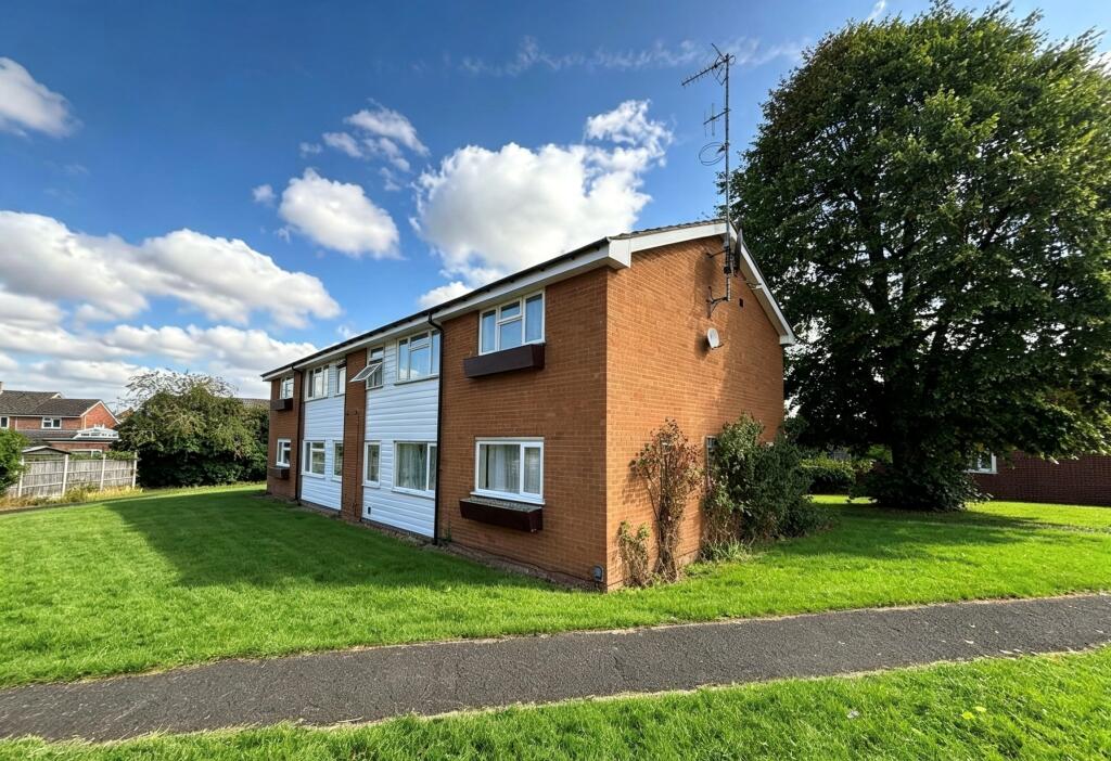 2 bed 1st Floor Flat for rent in Stratford-upon-Avon. From R A Bennett & Partners - Stratford Upon Avon 2 bed 1st Floor Flat for rent in Stratford-upon-Avon. From R A Bennett & Partners - Stratford Upon Avon