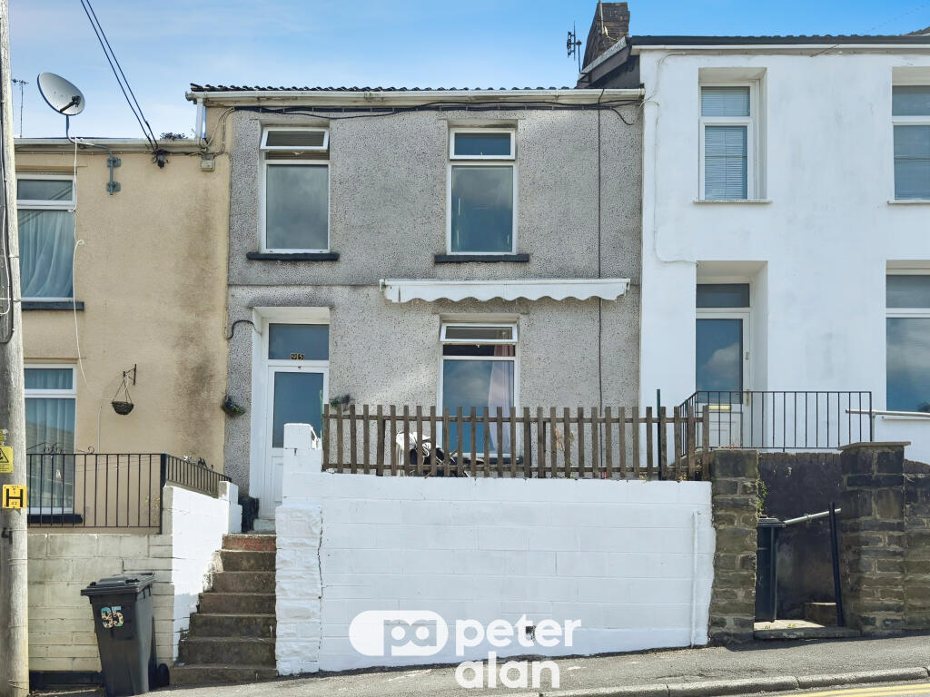 3 bed Mid Terraced House for rent in Merthyr Tudful. From Peter Alan - Merthyr Tydfil