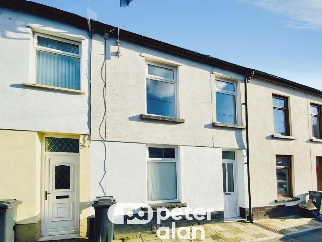 3 bed Mid Terraced House for rent in Aberfan. From Peter Alan - Merthyr Tydfil