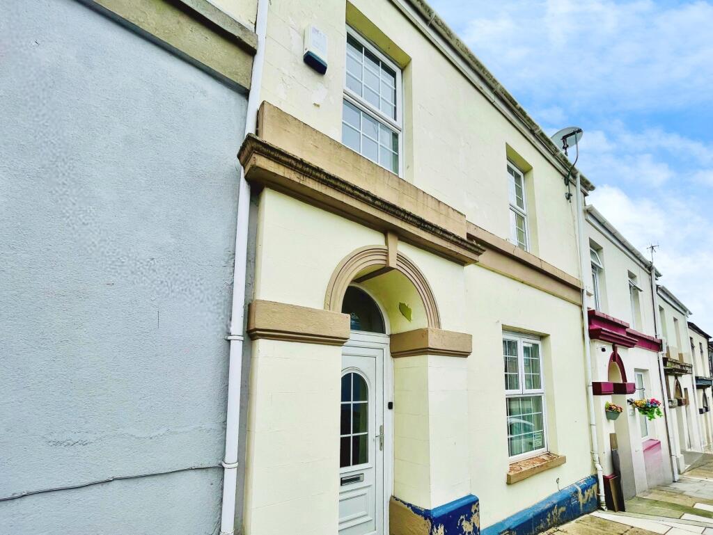 4 bed Mid Terraced House for rent in Merthyr Tudful. From Peter Alan - Merthyr Tydfil