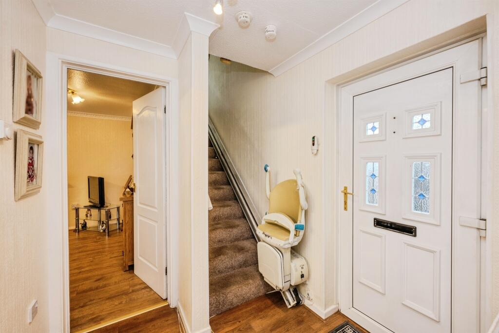 2 bed Detached for rent in Llwyncelyn. From Peter Alan - Morriston