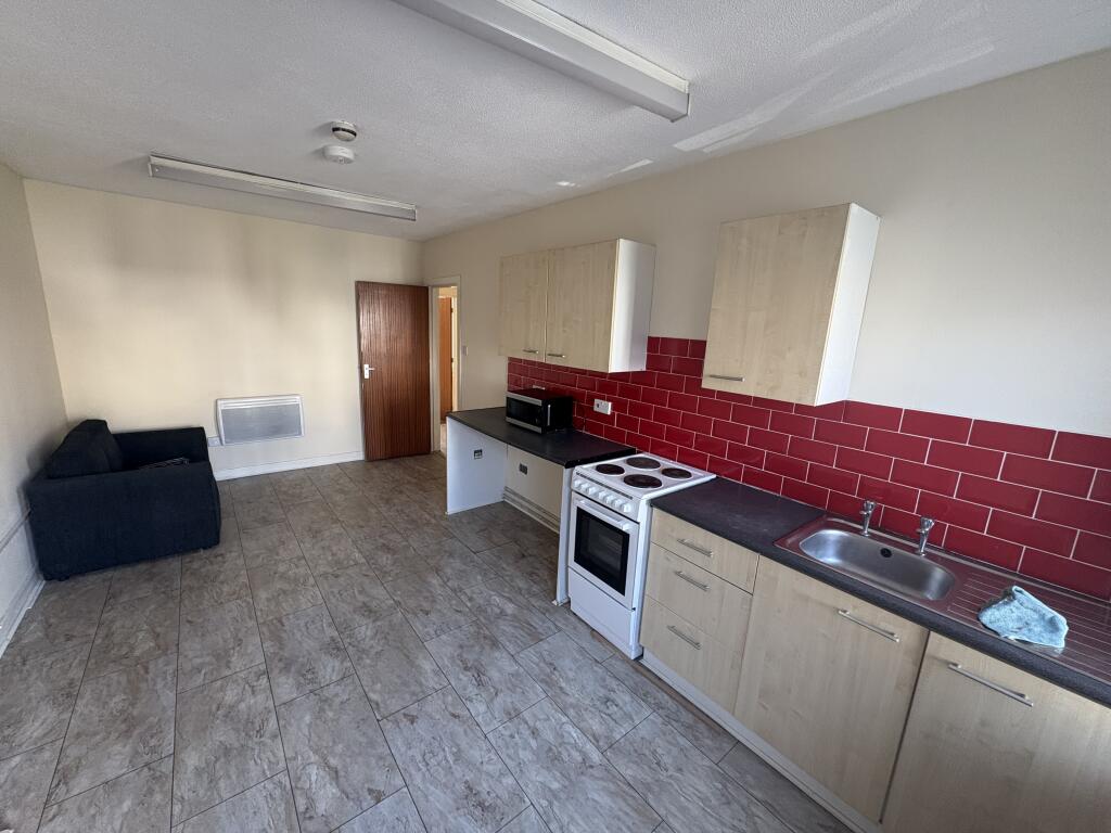 1 bed Apartment for rent in Llwyncelyn. From Peter Alan - Morriston