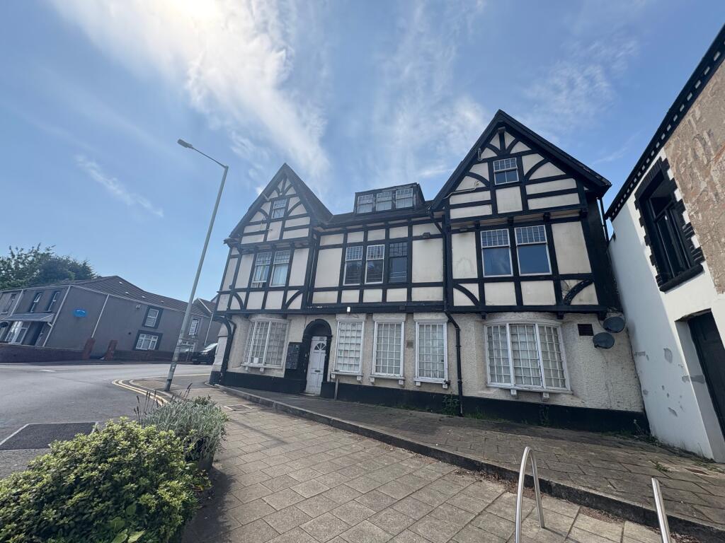 2 bed 1st Floor Flat for rent in Llwyncelyn. From Peter Alan - Morriston
