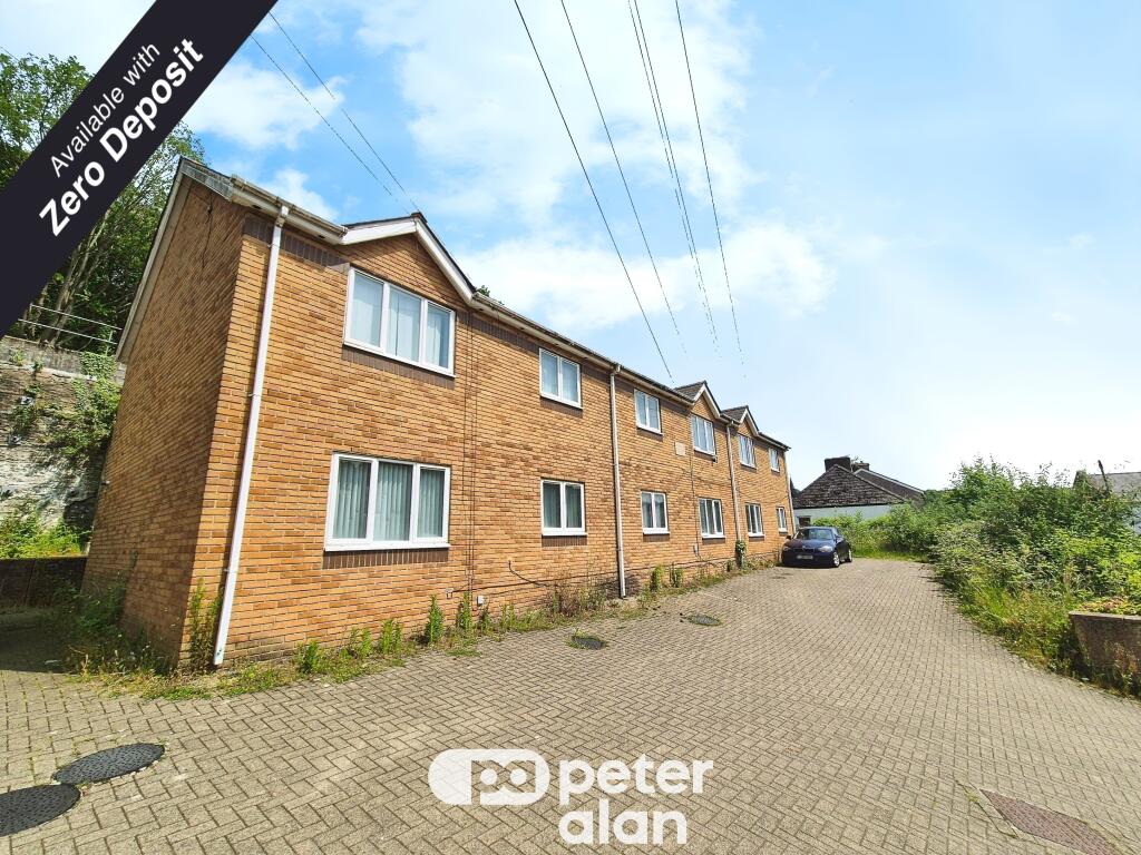 1 bed 1st Floor Flat for rent in Risca. From Peter Alan - Newport