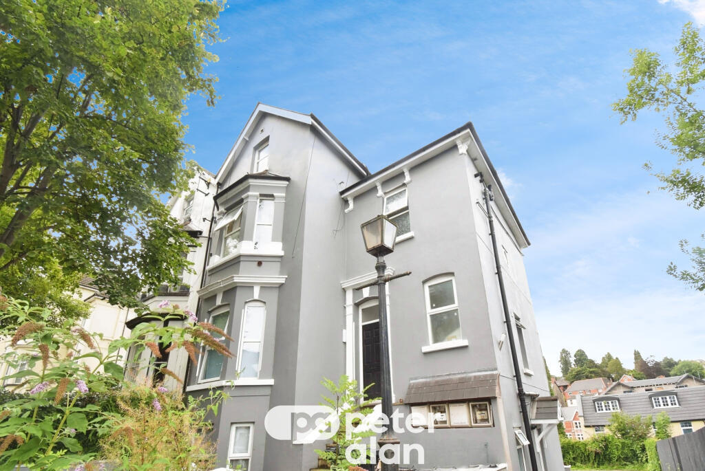 1 bed 1st Floor Flat for rent in Newport. From Peter Alan - Newport